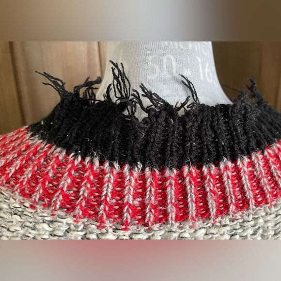 Vintage Havana Destroyed V Neck Frayed Distressed Sweater. - Picture 5 of 6